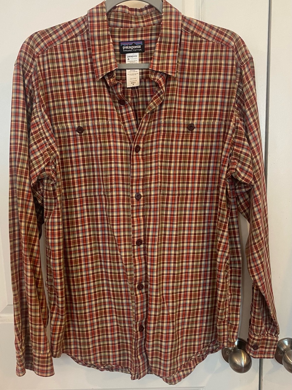 Patagonia Long Sleeve Button Up Shirt Sz M Red/Brown/Green Plaid Organic Cotton